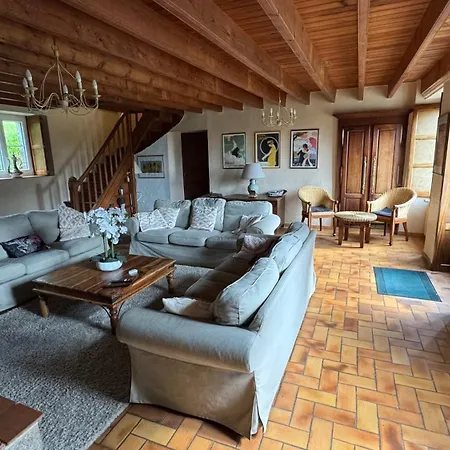 Holiday home La Longere 1750 Piscine Grand Jardin