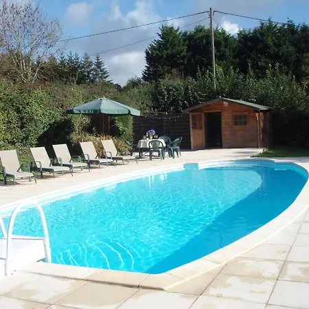 La Longere 1750 Piscine Grand Jardin Holiday home *
