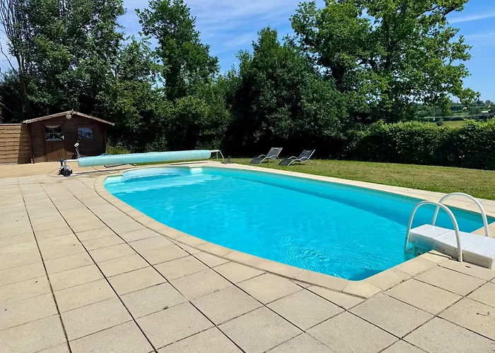 La Clef Decamp La Longere 1750 Piscine Grand Jardin * Hambye