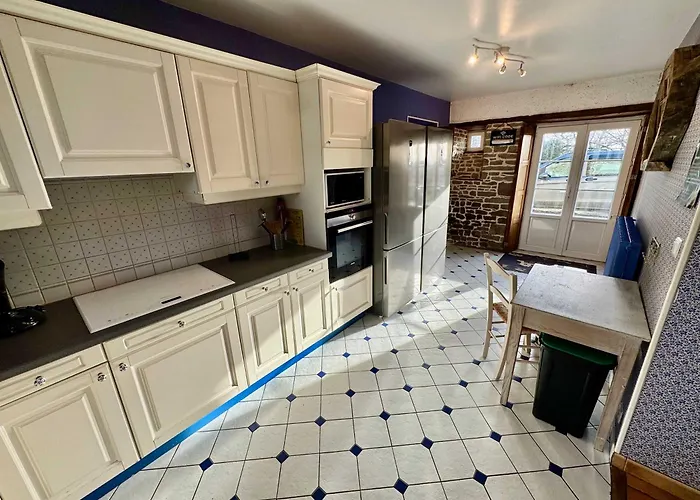 La Clef Decamp La Longere 1750 Piscine Grand Jardin Hambye